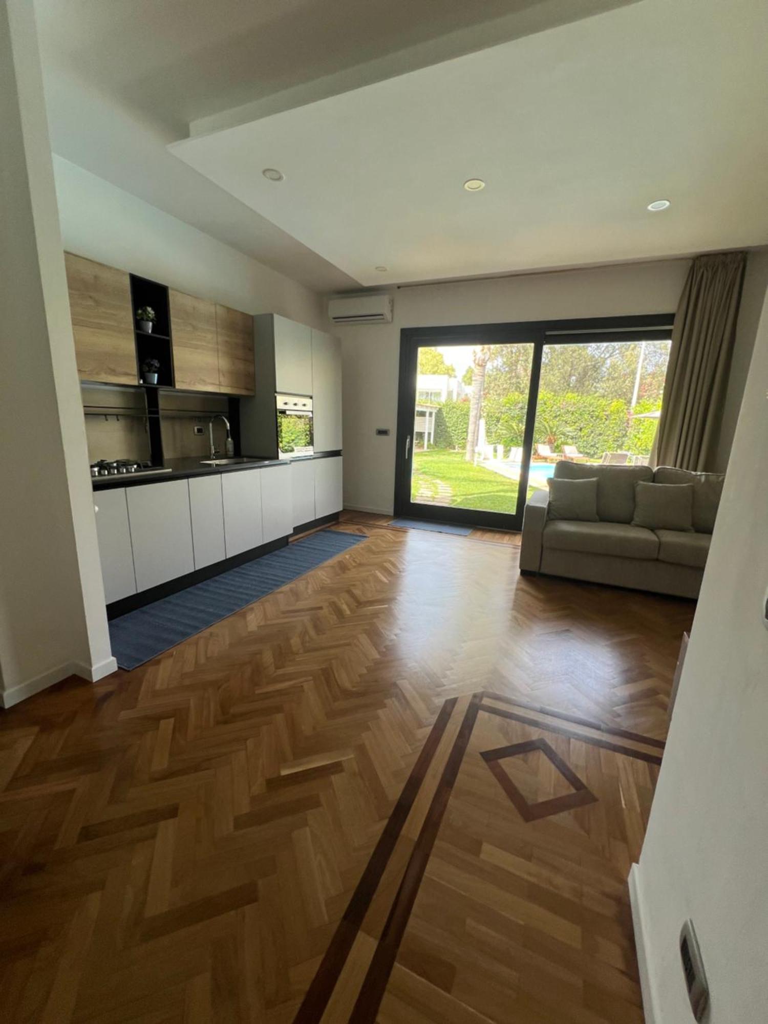 Villa Losanna Монделло Экстерьер фото